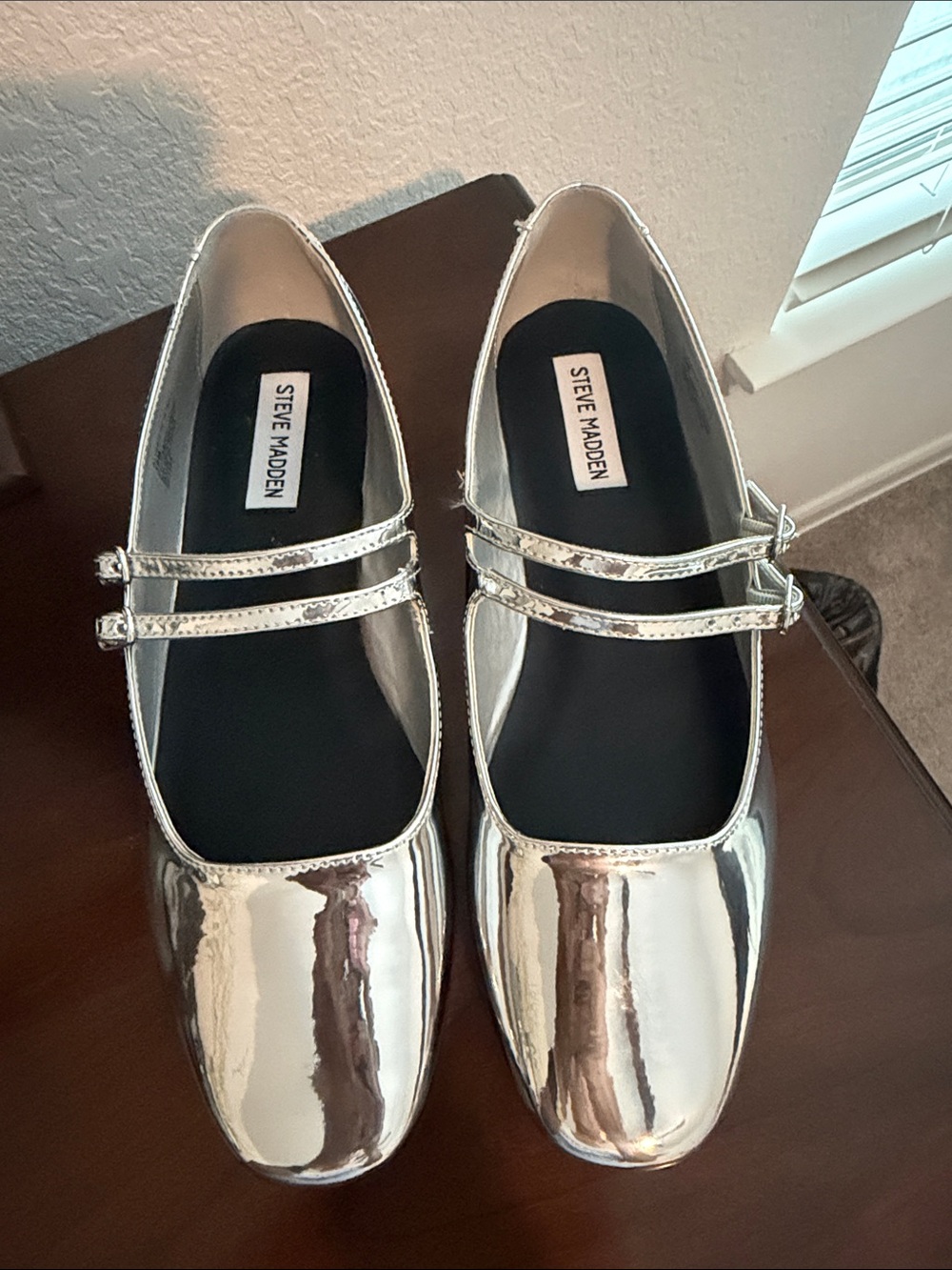 Steve Madden Metallic Silver Double-Strap Mary Jane Flats.new without tag